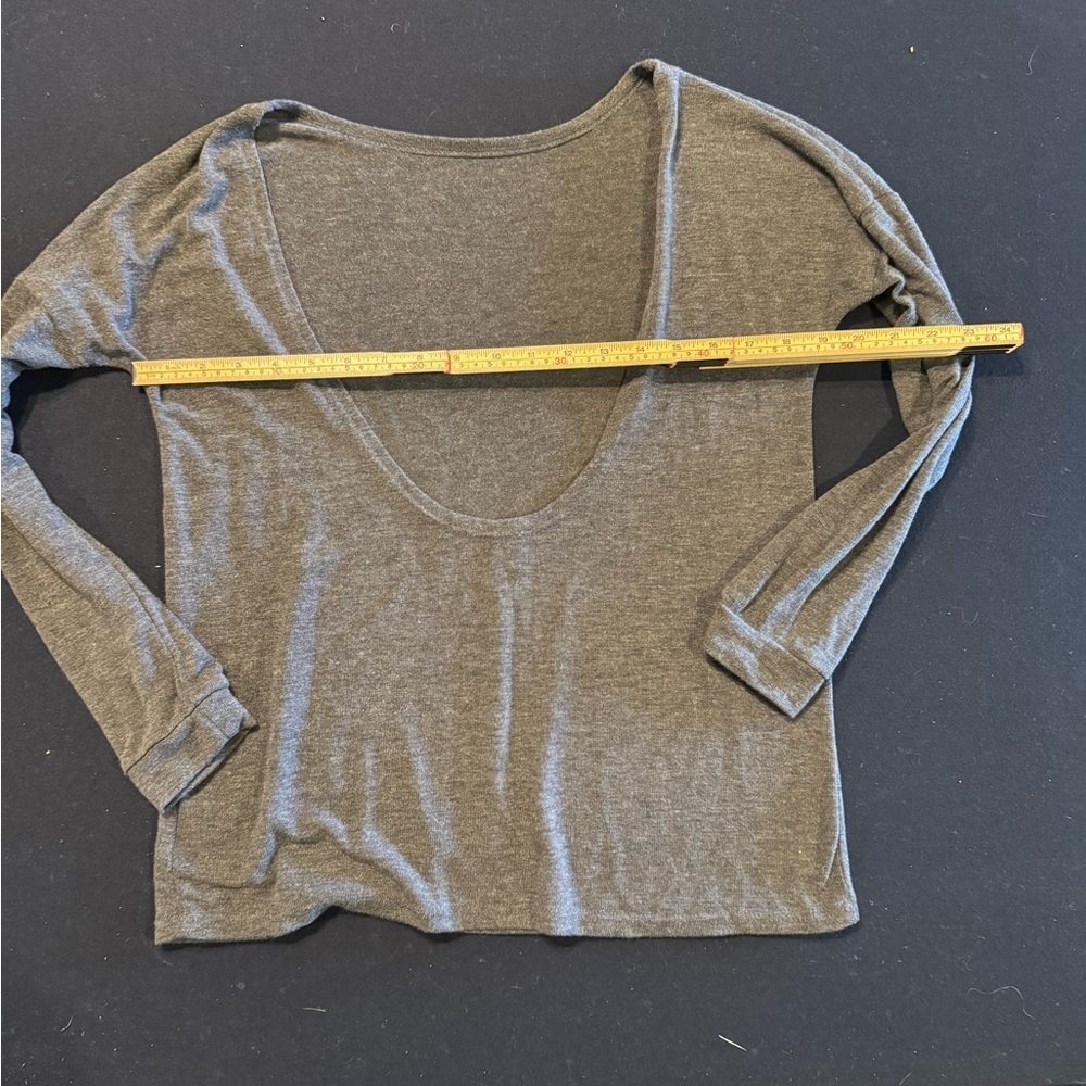 Lulu's Charcoal Gray Long Sleeve Backdrop Top XS - Picture 2 of 6